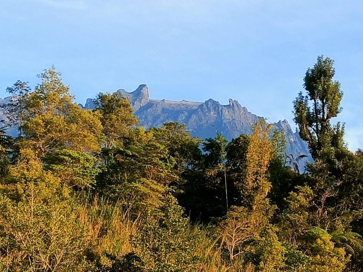 Kundasang Trail Homestay Екстер'єр фото